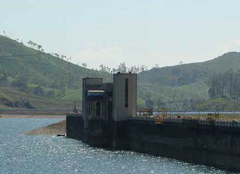 sholyar dam from Coimbatore